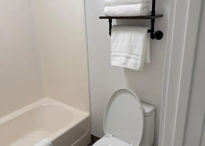 Gateway Motel Lyman